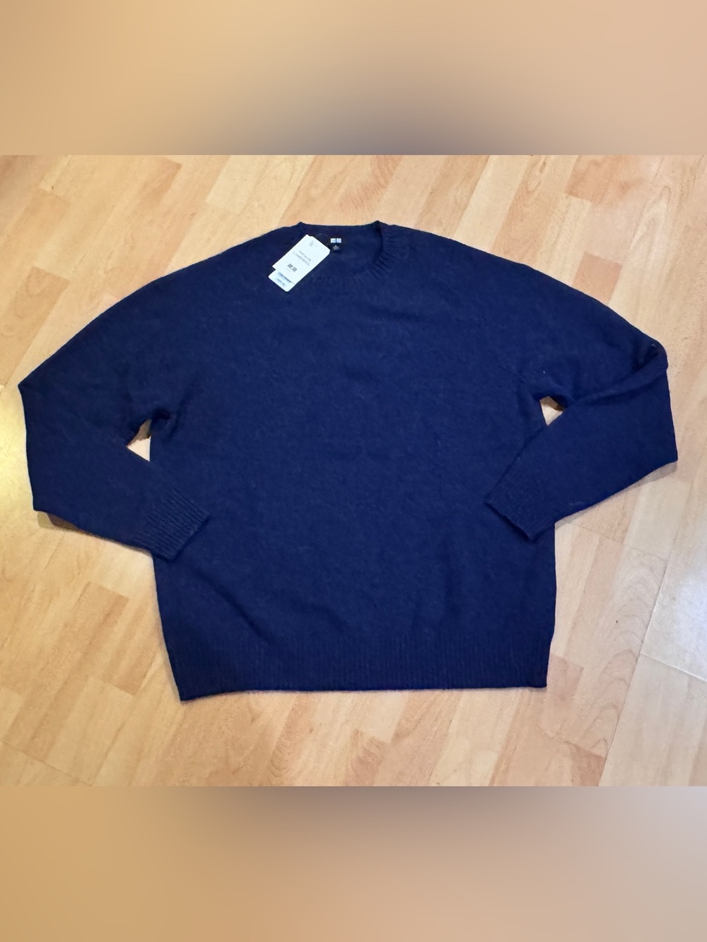 Uniqlo Men's Navy Blue Crewneck Sweater size XL premium lambs wool